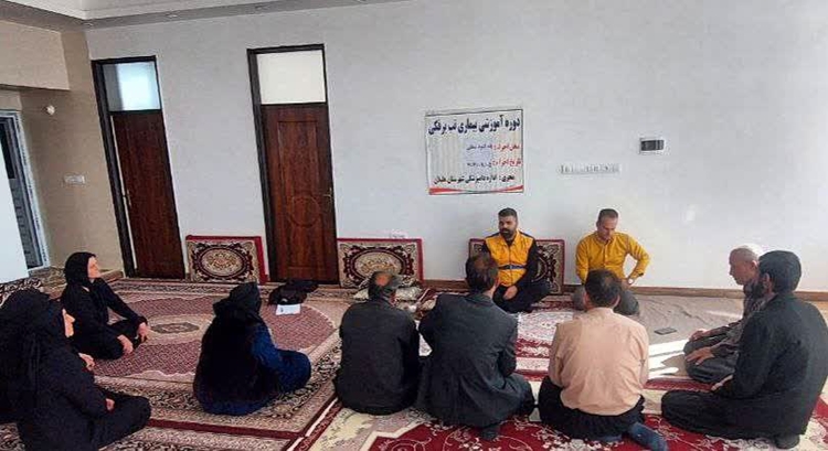 برگزاری دوره آموزشی بیماری تب برفکی در روستای پله‌کبود سفلی از توابع شهرستان هلیلان